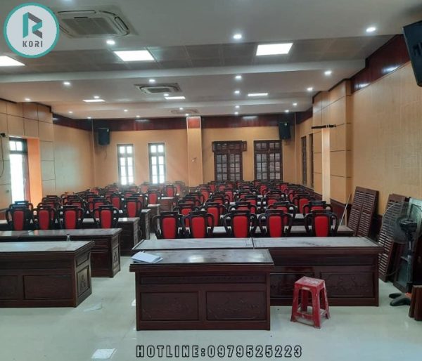 Thi Công Gỗ Tiêu Âm Hội Trường