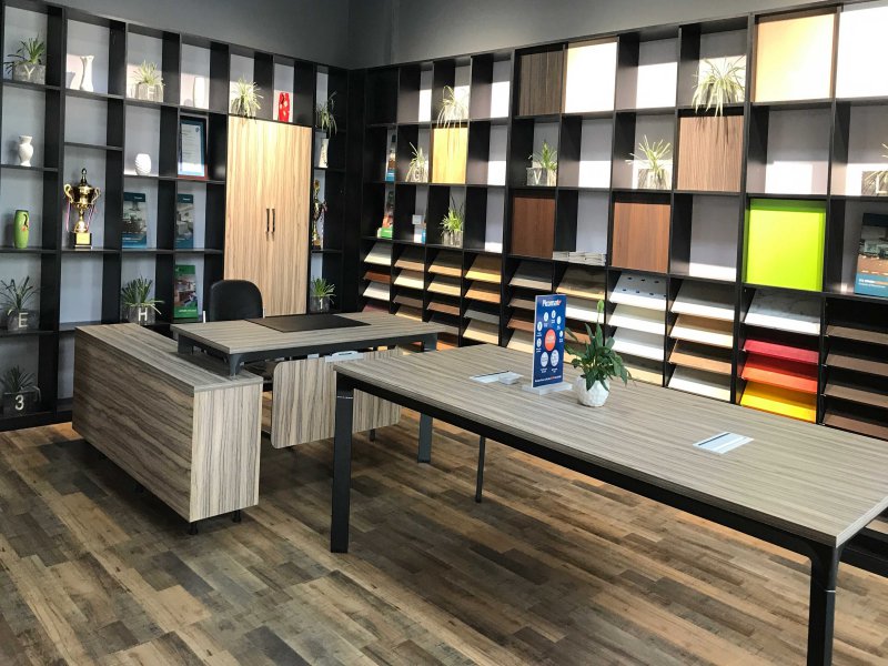 san go cong nghiep Viet nam cho phong lam viec